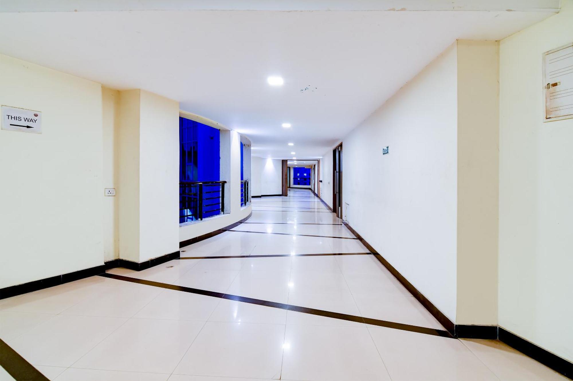 Hotel Urban Asia Калькутта Экстерьер фото